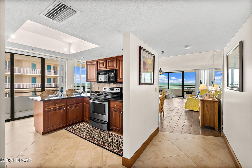 Daytona Beach Shores, Florida, 32118, United States, 2 Bedrooms Bedrooms, ,2 BathroomsBathrooms,Residential,Forsale,1990065