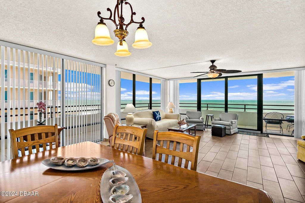 Daytona Beach Shores, Florida, 32118, United States, 2 Bedrooms Bedrooms, ,2 BathroomsBathrooms,Residential,Forsale,1990065