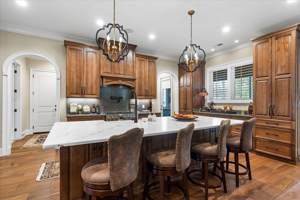 Chattanooga, Tennessee, 37419, United States, 4 Bedrooms Bedrooms, ,3.5 BathroomsBathrooms,Residential,Forsale,2009595