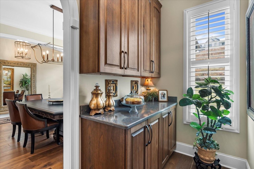 Chattanooga, Tennessee, 37419, United States, 4 Bedrooms Bedrooms, ,3.5 BathroomsBathrooms,Residential,Forsale,2009595