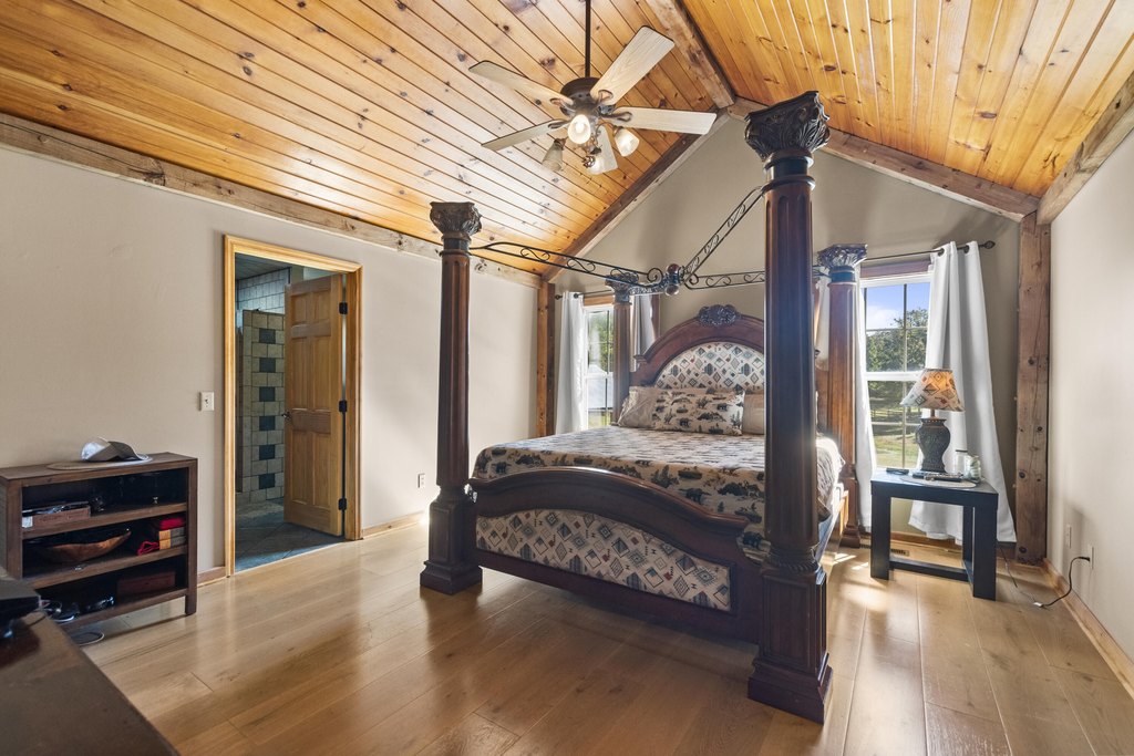 Ringgold, Georgia, 30736, United States, 3 Bedrooms Bedrooms, ,3.5 BathroomsBathrooms,Residential,Forsale,2004682