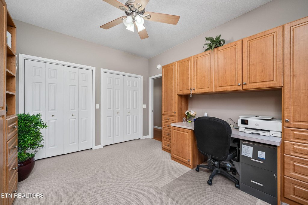 Crossville, Tennessee, 38558, United States, 4 Bedrooms Bedrooms, ,2.5 BathroomsBathrooms,Residential,Forsale,1996605