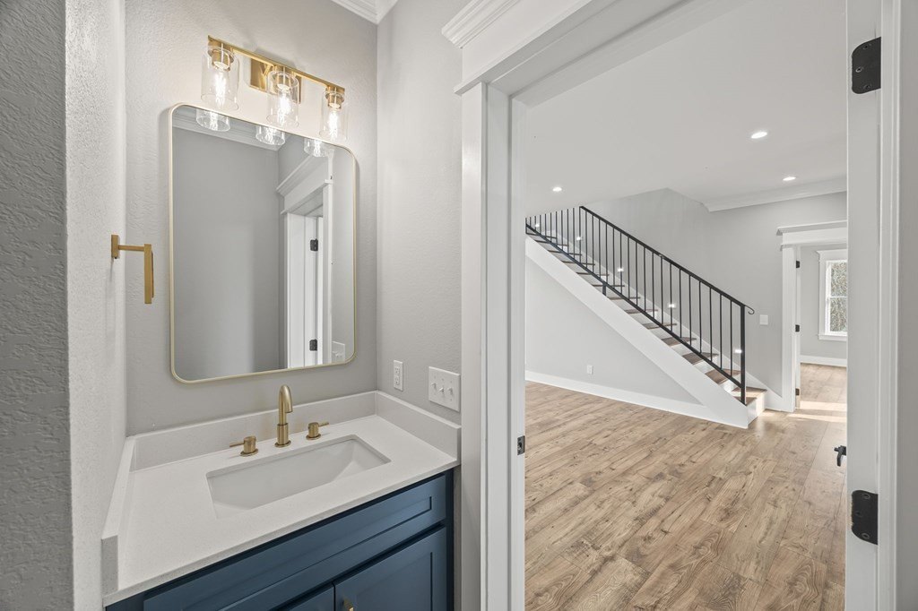 Byrdstown, Tennessee, 38549, United States, 5 Bedrooms Bedrooms, ,4.5 BathroomsBathrooms,Residential,Forsale,1996615