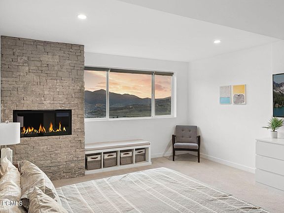 Park City, Utah, 84098, United States, 5 Bedrooms Bedrooms, ,3 BathroomsBathrooms,Residential,Forsale,2000249