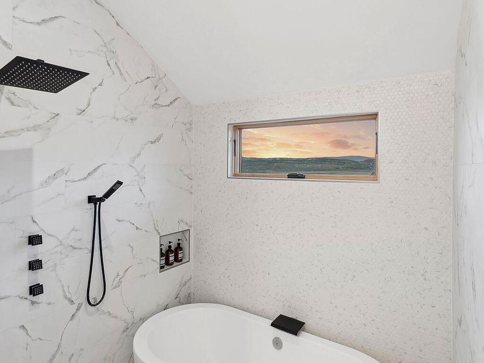 Park City, Utah, 84098, United States, 5 Bedrooms Bedrooms, ,3 BathroomsBathrooms,Residential,Forsale,2000249