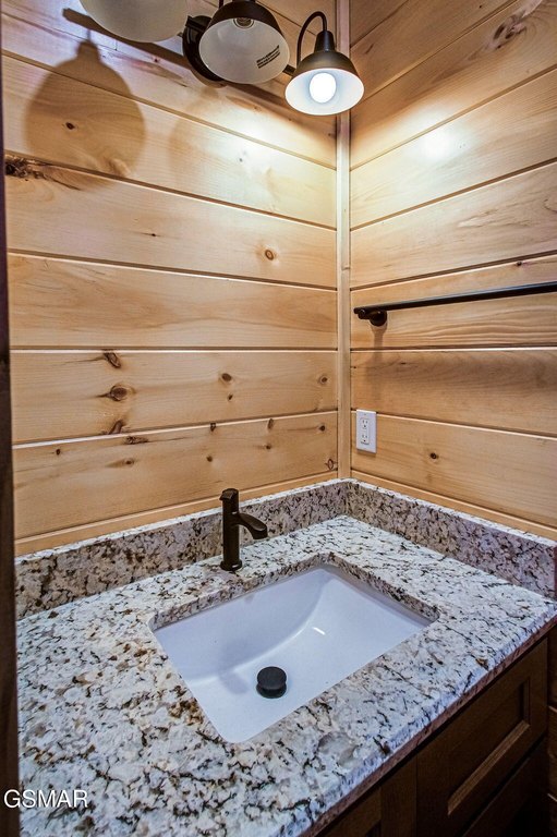 Pigeon Forge, Tennessee, 37862, United States, 3 Bedrooms Bedrooms, ,3.5 BathroomsBathrooms,Residential,Forsale,1999473