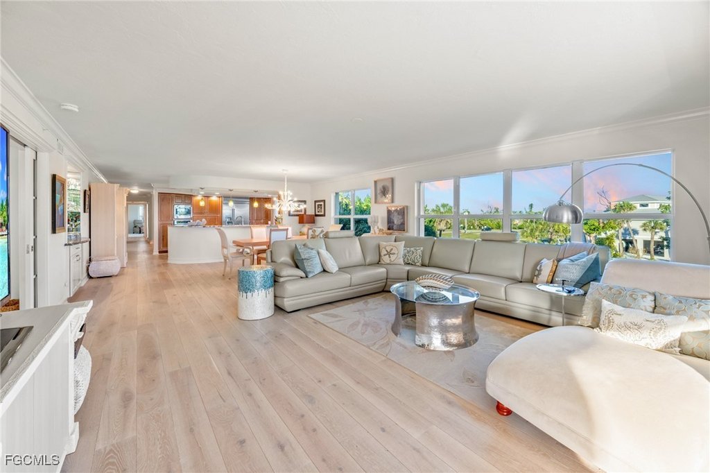 Sanibel, Florida, 33957, United States, 3 Bedrooms Bedrooms, ,3.5 BathroomsBathrooms,Residential,Forsale,2004798