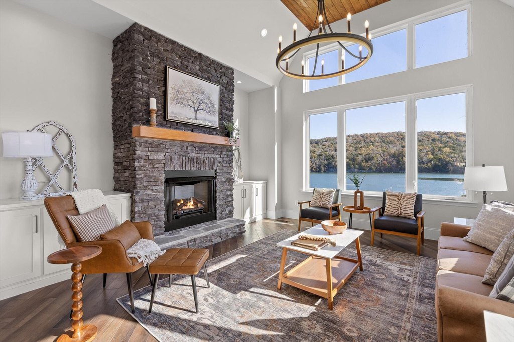 Jasper, Tennessee, 37347, United States, 5 Bedrooms Bedrooms, ,6.5 BathroomsBathrooms,Residential,Forsale,2009602