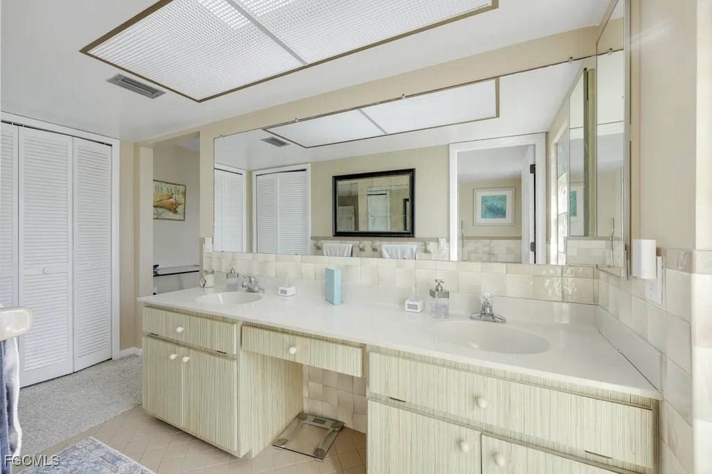 Cape Coral, Florida, 33914, United States, 3 Bedrooms Bedrooms, ,2 BathroomsBathrooms,Residential,Forsale,2004783