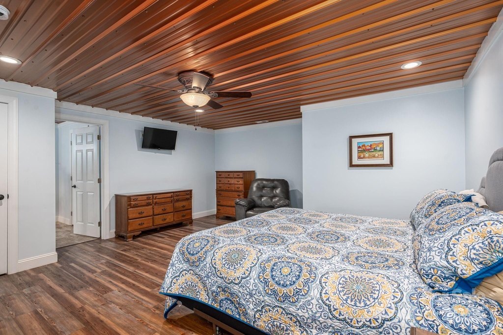 Conover, North Carolina, 28613, United States, 3 Bedrooms Bedrooms, ,4.5 BathroomsBathrooms,Residential,Forsale,2007719