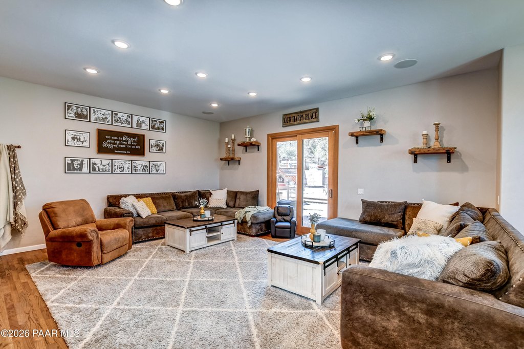 Prescott, Arizona, 86305, United States, 5 Bedrooms Bedrooms, ,12.5 BathroomsBathrooms,Residential,Forsale,2011228