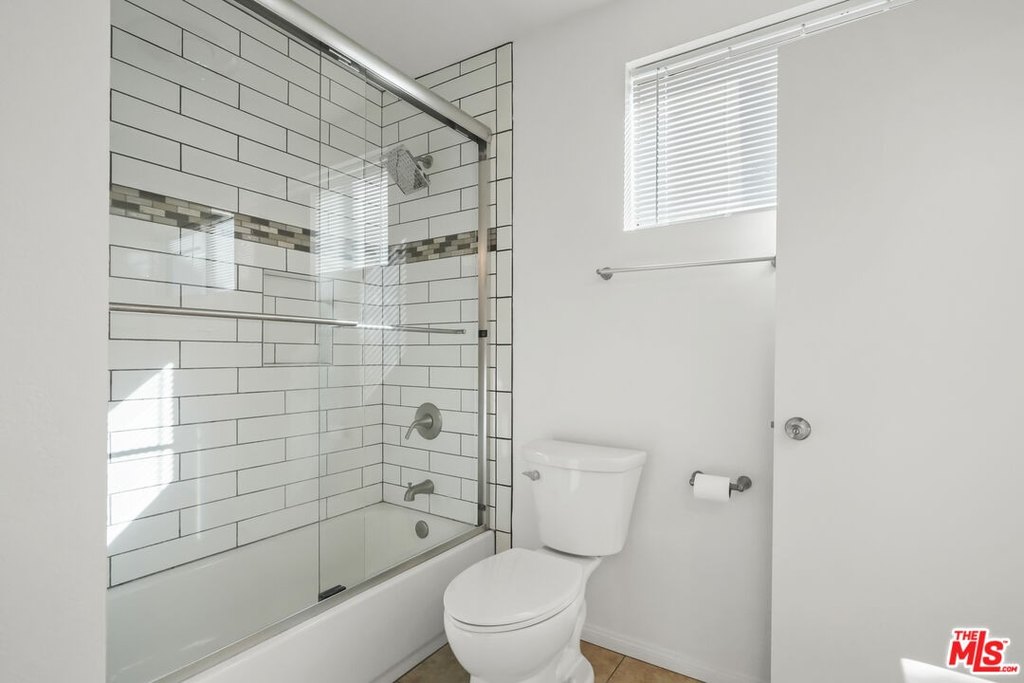 Malibu, California, 90265, United States, 3 Bedrooms Bedrooms, ,2 BathroomsBathrooms,Residential,Forsale,2009615