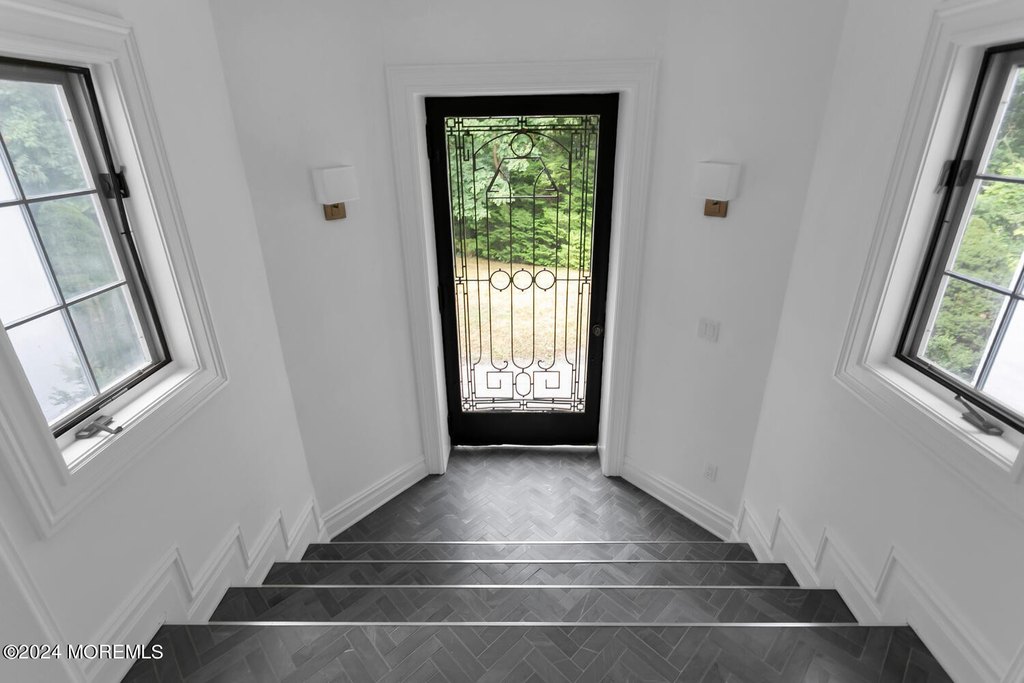 Highlands, New Jersey, 07732, United States, 5 Bedrooms Bedrooms, ,4.5 BathroomsBathrooms,Residential,Forsale,2008381