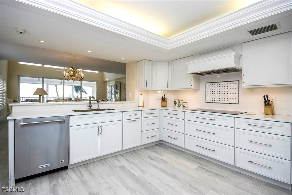 Sanibel, Florida, 33957, United States, 3 Bedrooms Bedrooms, ,3 BathroomsBathrooms,Residential,Forsale,2004802