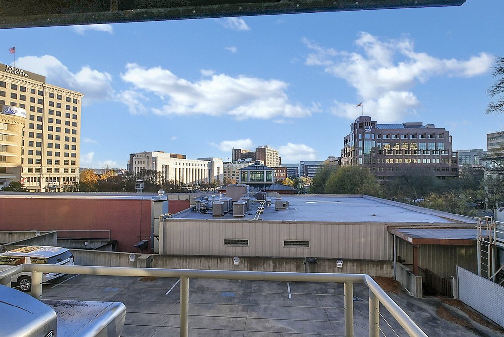 Chattanooga, Tennessee, 37402, United States, 2 Bedrooms Bedrooms, ,2 BathroomsBathrooms,Residential,Forsale,2004676