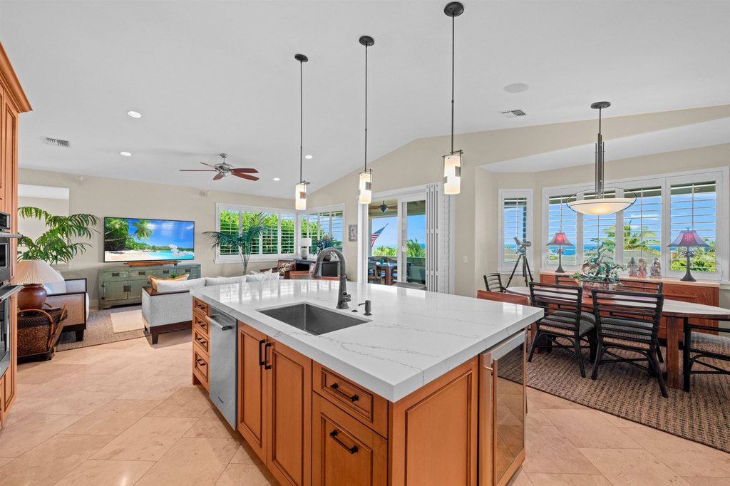 Lahaina, Hawaii, 96761, United States, 4 Bedrooms Bedrooms, ,3 BathroomsBathrooms,Residential,Forsale,2009552