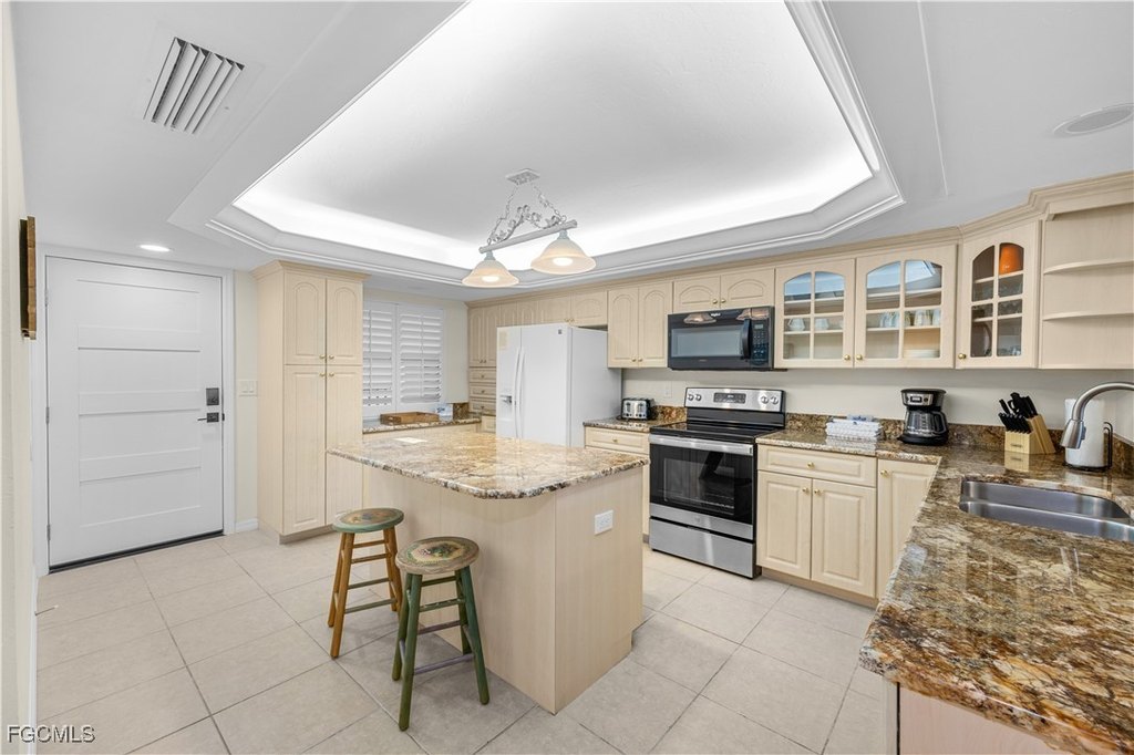 Sanibel, Florida, 33957, United States, 2 Bedrooms Bedrooms, ,2 BathroomsBathrooms,Residential,Forsale,1886403