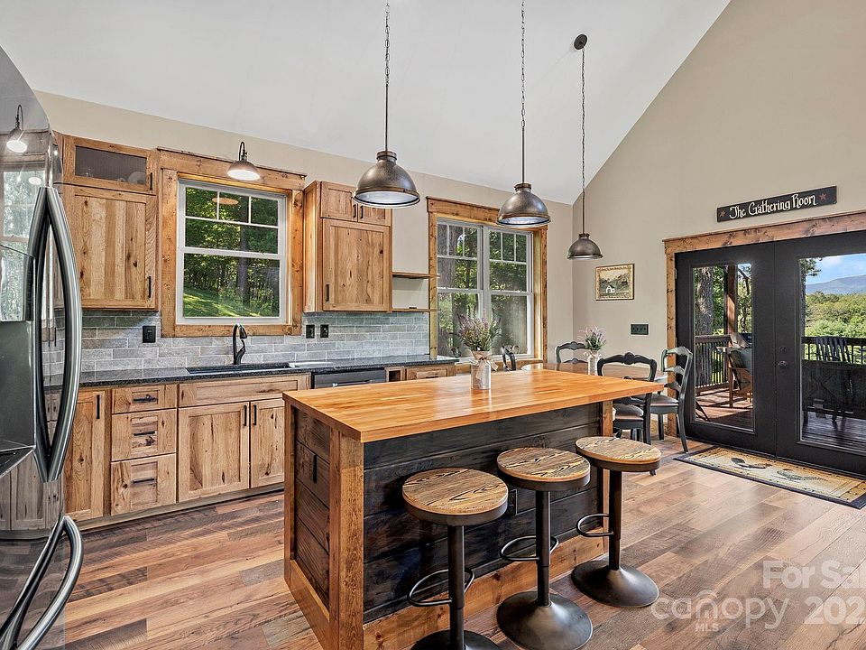 Leicester, North Carolina, 28748, United States, 3 Bedrooms Bedrooms, ,2 BathroomsBathrooms,Residential,Forsale,2004307