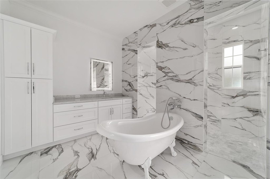 OCALA, Florida, 34474, United States, 4 Bedrooms Bedrooms, ,3 BathroomsBathrooms,Residential,Forsale,2010927