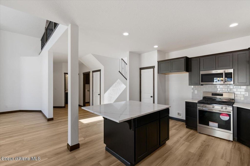 Post Falls, Idaho, 83854, United States, 4 Bedrooms Bedrooms, ,2.5 BathroomsBathrooms,Residential,Forsale,1984579