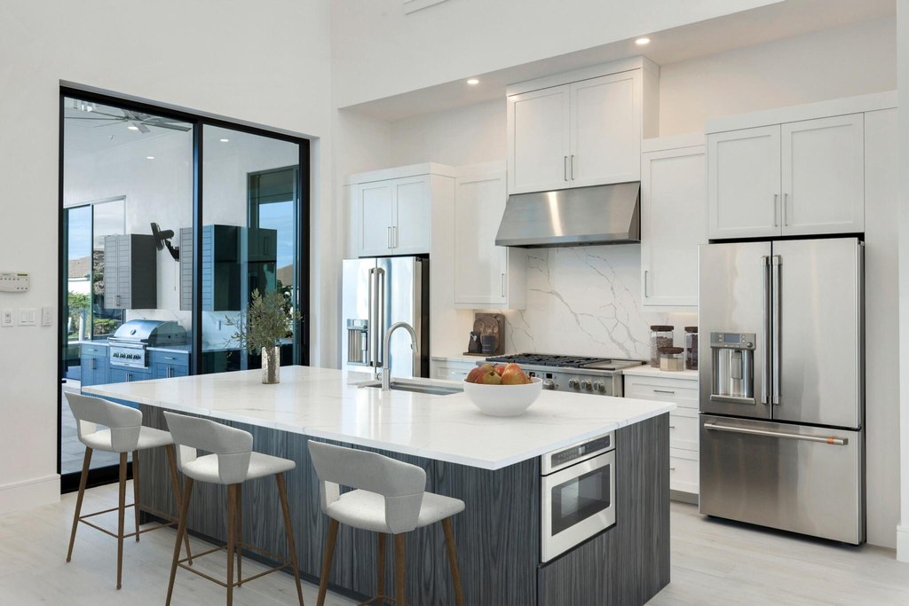 Marco Island, Florida, 34145, United States, 5 Bedrooms Bedrooms, ,5.5 BathroomsBathrooms,Residential,Forsale,2004776