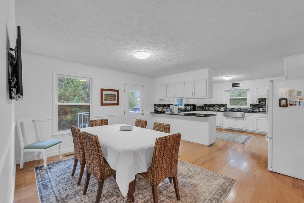 Smithville, Tennessee, 37166, United States, 4 Bedrooms Bedrooms, ,3 BathroomsBathrooms,Residential,Forsale,2010949