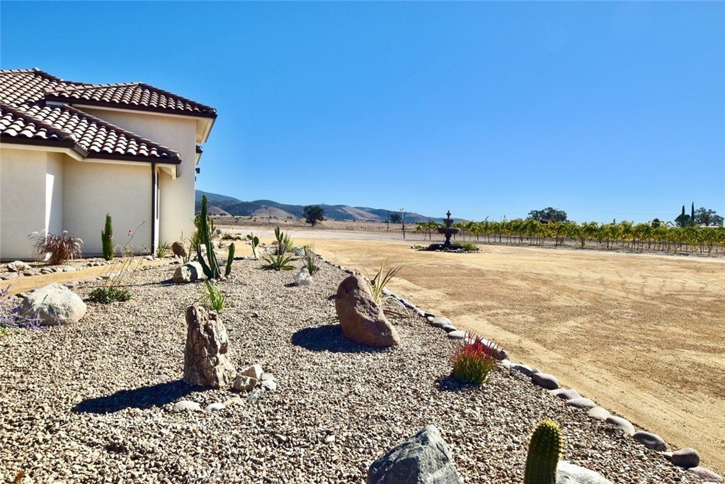 Lockwood, California, 93932, United States, 3 Bedrooms Bedrooms, ,3 BathroomsBathrooms,Residential,Forsale,2004820