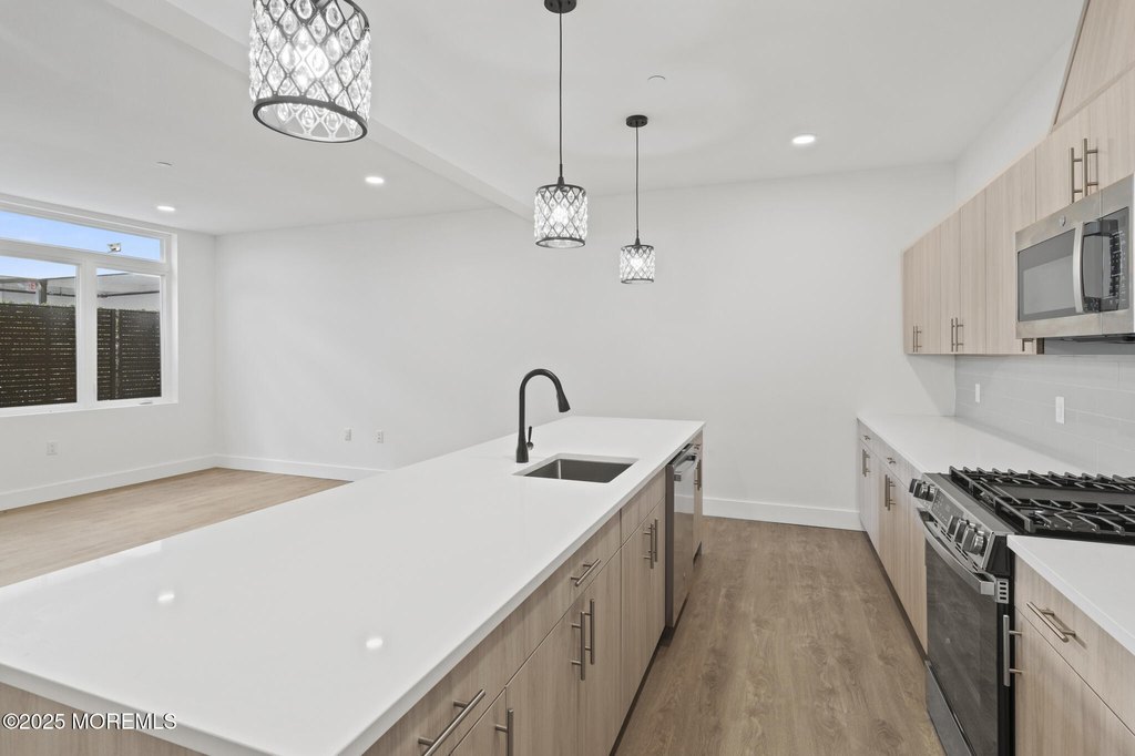 Seaside Heights, New Jersey, 08751, United States, 3 Bedrooms Bedrooms, ,2 BathroomsBathrooms,Residential,Forsale,1984570