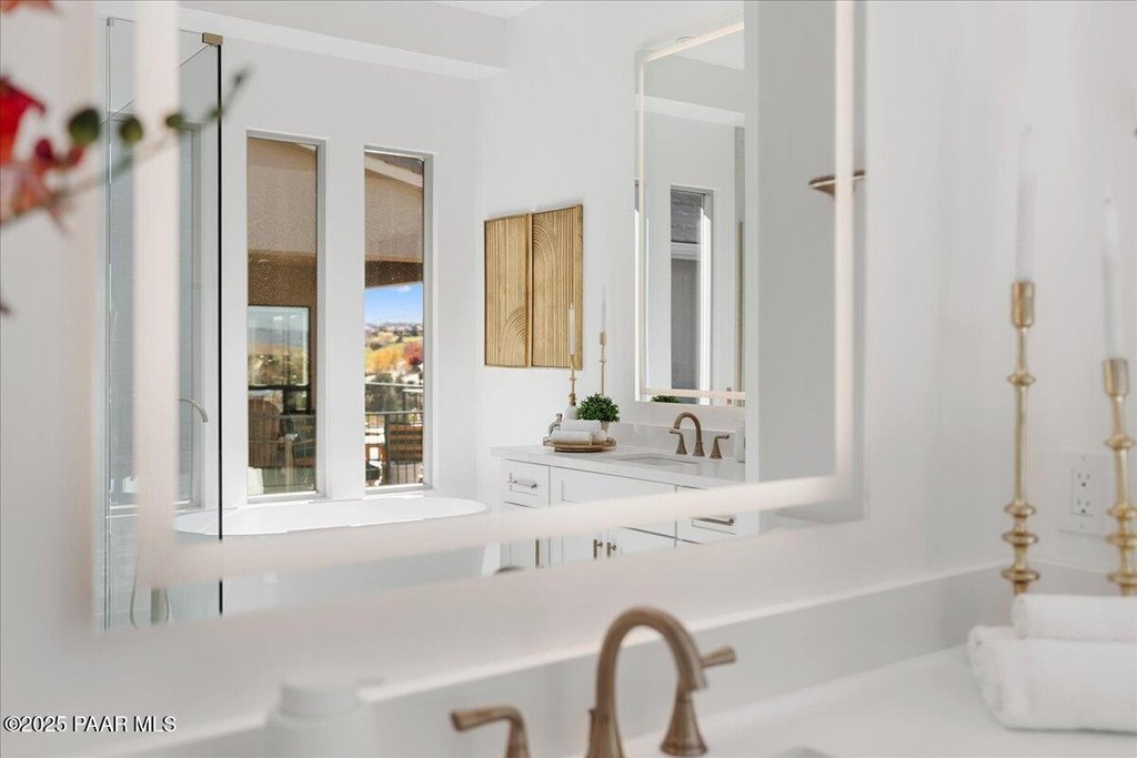 Prescott, Arizona, 86301, United States, 3 Bedrooms Bedrooms, ,2.5 BathroomsBathrooms,Residential,Forsale,2011267