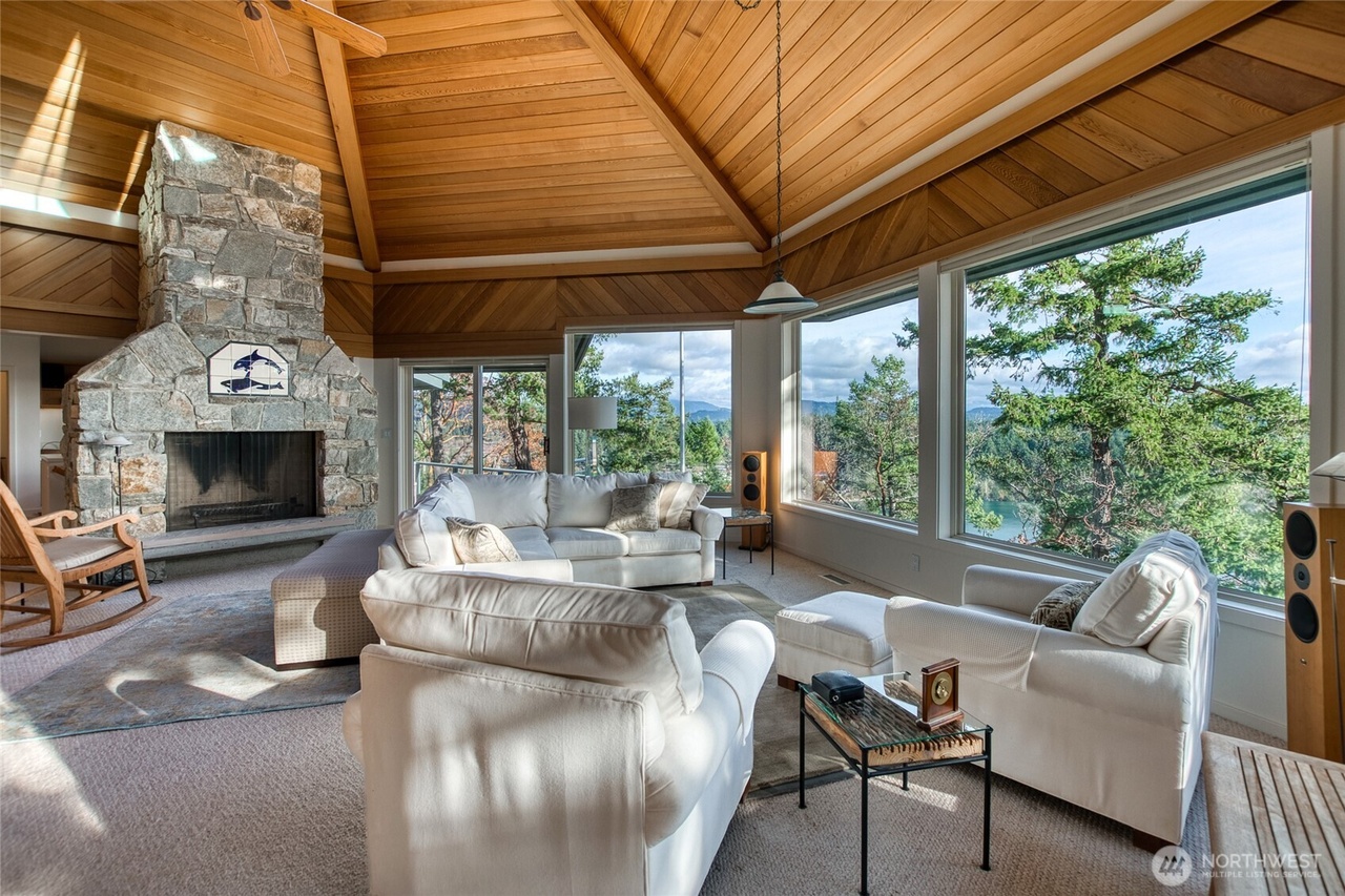 Eastsound, Washington, 98243, United States, 3 Bedrooms Bedrooms, ,2.5 BathroomsBathrooms,Residential,Forsale,2004457