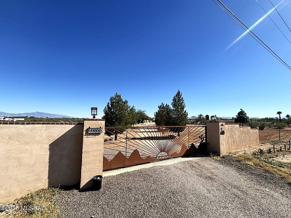 Tucson, Arizona, 85756, United States, 4 Bedrooms Bedrooms, ,2 BathroomsBathrooms,Residential,Forsale,2004439