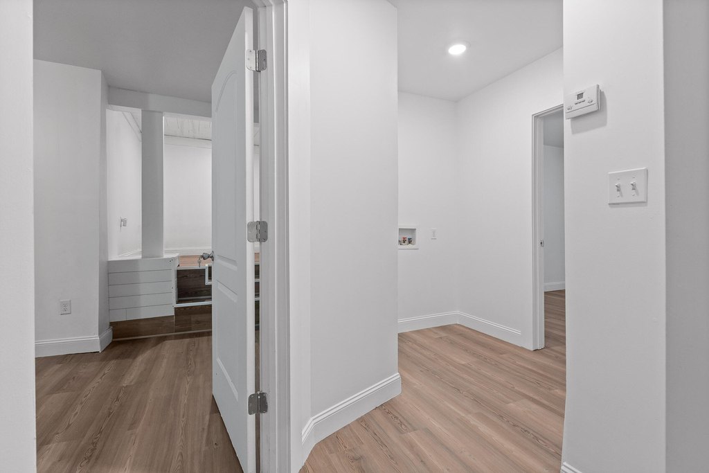 Chattanooga, Tennessee, 37405, United States, 4 Bedrooms Bedrooms, ,4 BathroomsBathrooms,Residential,Forsale,1922162