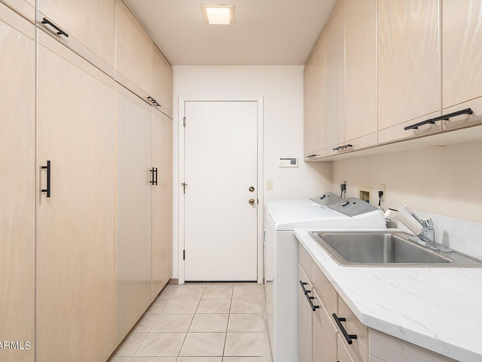 Sedona, Arizona, 86336, United States, 5 Bedrooms Bedrooms, ,4 BathroomsBathrooms,Residential,Forsale,2004623