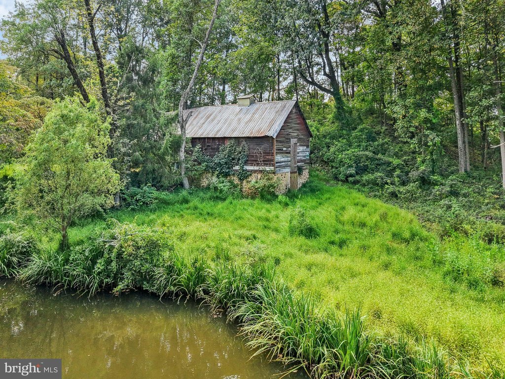 BETHLEHEM, Pennsylvania, 18015, United States, 5 Bedrooms Bedrooms, ,2.5 BathroomsBathrooms,Residential,Forsale,2009566