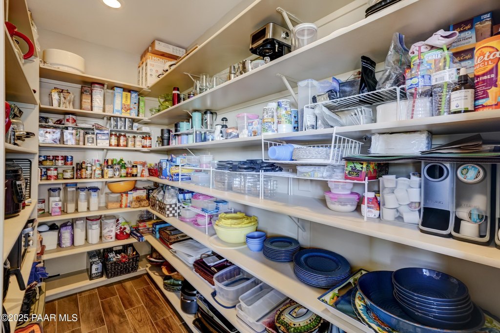 Prescott Valley, Arizona, 86315, United States, 4 Bedrooms Bedrooms, ,2.5 BathroomsBathrooms,Residential,Forsale,1968222