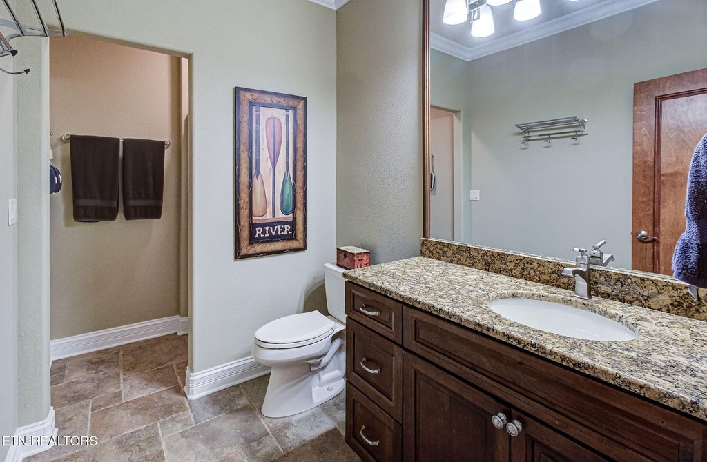 Vonore, Tennessee, 37885, United States, 4 Bedrooms Bedrooms, ,4.5 BathroomsBathrooms,Residential,Forsale,1960237