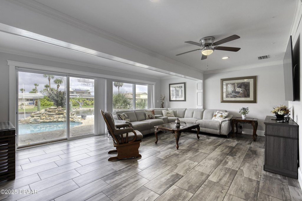 South Daytona, Florida, 32119, United States, 3 Bedrooms Bedrooms, ,2 BathroomsBathrooms,Residential,Forsale,2007397