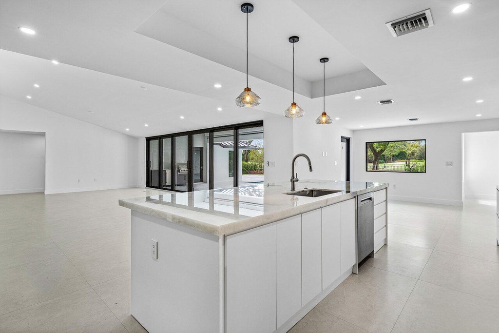 Delray Beach, Florida, 33445, United States, 4 Bedrooms Bedrooms, ,4.5 BathroomsBathrooms,Residential,Forsale,1952520