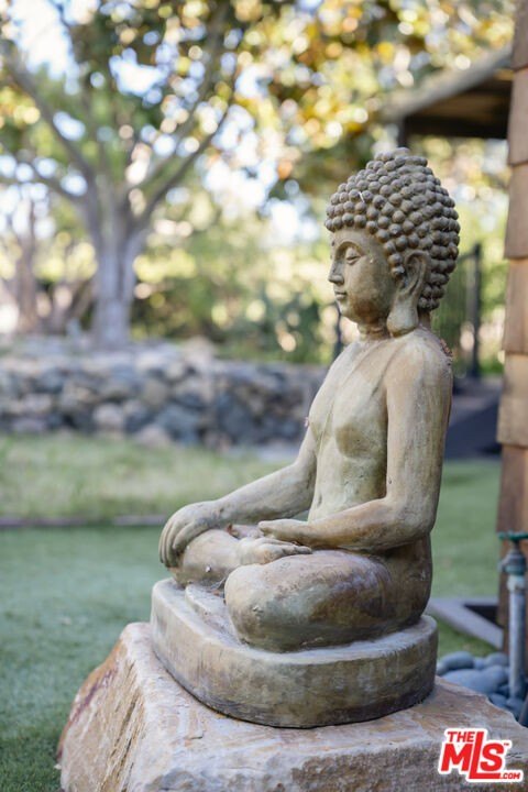 Malibu, California, 90265, United States, 3 Bedrooms Bedrooms, ,3 BathroomsBathrooms,Residential,Forsale,2001431