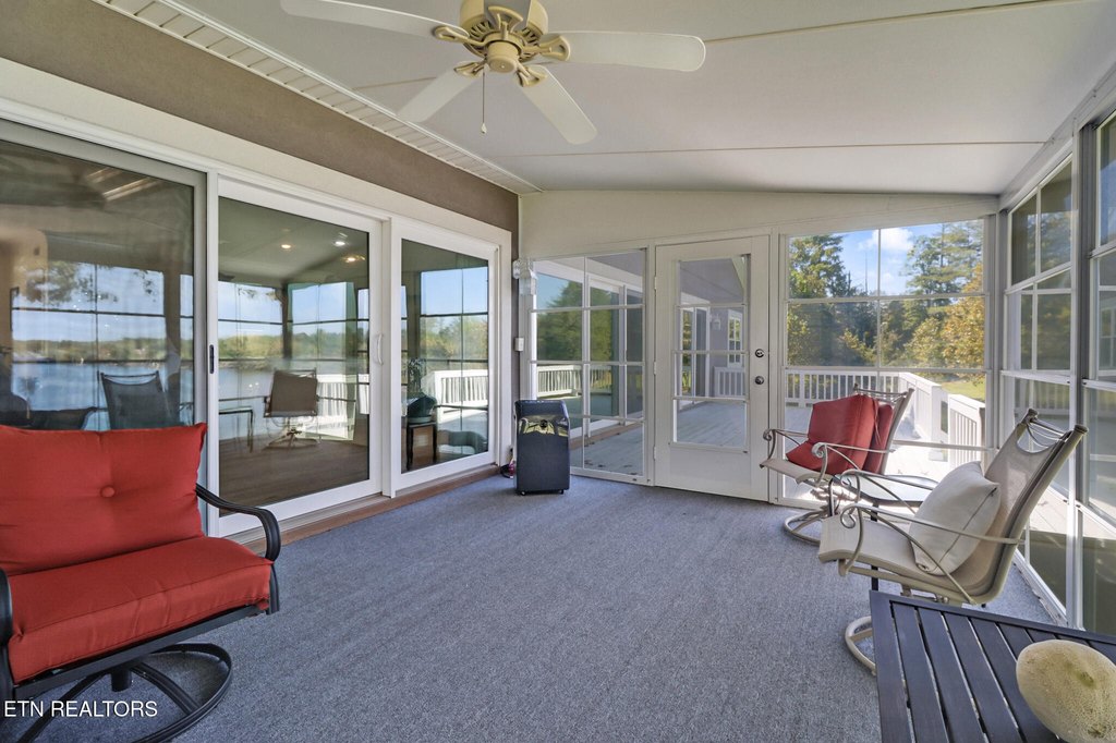 Crossville, Tennessee, 38572, United States, 3 Bedrooms Bedrooms, ,3.5 BathroomsBathrooms,Residential,Forsale,1968515