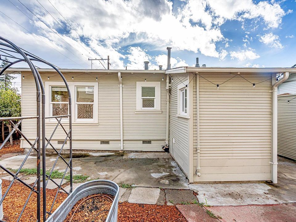Oakland, California, 94619, United States, 2 Bedrooms Bedrooms, ,1 BathroomBathrooms,Residential,Forsale,2004749