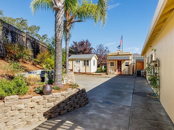 Cloverdale, California, 95425, United States, 2 Bedrooms Bedrooms, ,2 BathroomsBathrooms,Residential,Forsale,2004747