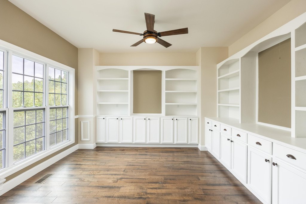 Trenton, Georgia, 30752, United States, 5 Bedrooms Bedrooms, ,4.5 BathroomsBathrooms,Residential,Forsale,2004699