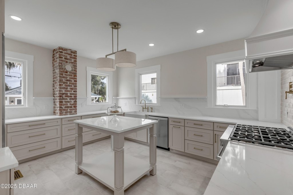 New Smyrna Beach, Florida, 32168, United States, 4 Bedrooms Bedrooms, ,2.5 BathroomsBathrooms,Residential,Forsale,2007411