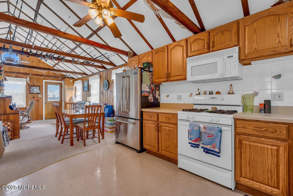 Seaside Park, New Jersey, 08752, United States, 2 Bedrooms Bedrooms, ,1 BathroomBathrooms,Residential,Forsale,1966053