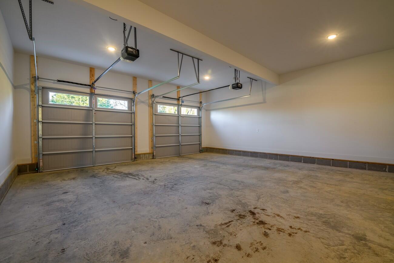 Rossville, Georgia, 30741, United States, 3 Bedrooms Bedrooms, ,2 BathroomsBathrooms,Residential,Forsale,2009577