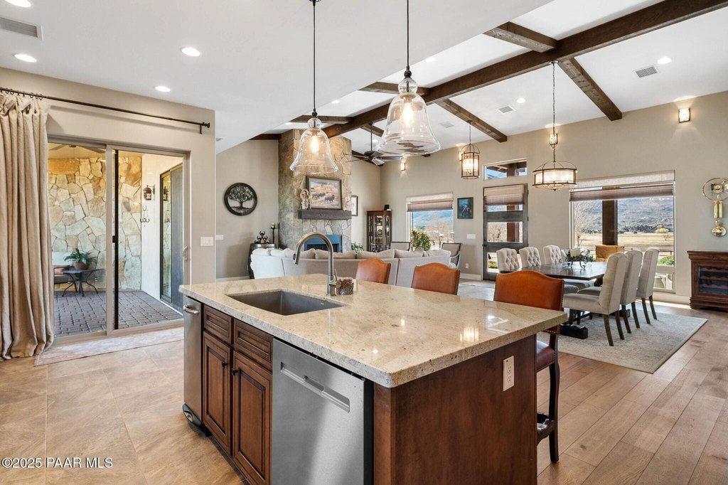 Prescott, Arizona, 86305, United States, 3 Bedrooms Bedrooms, ,8.5 BathroomsBathrooms,Residential,Forsale,2011268