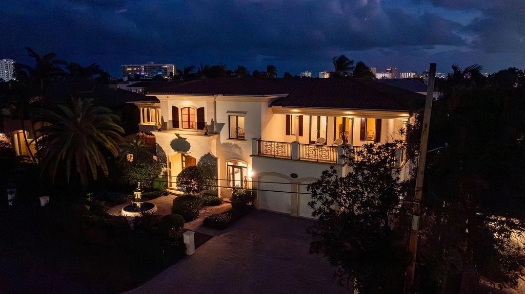 Lighthouse Point, Florida, 33064, United States, 4 Bedrooms Bedrooms, ,5.5 BathroomsBathrooms,Residential,Forsale,2011619