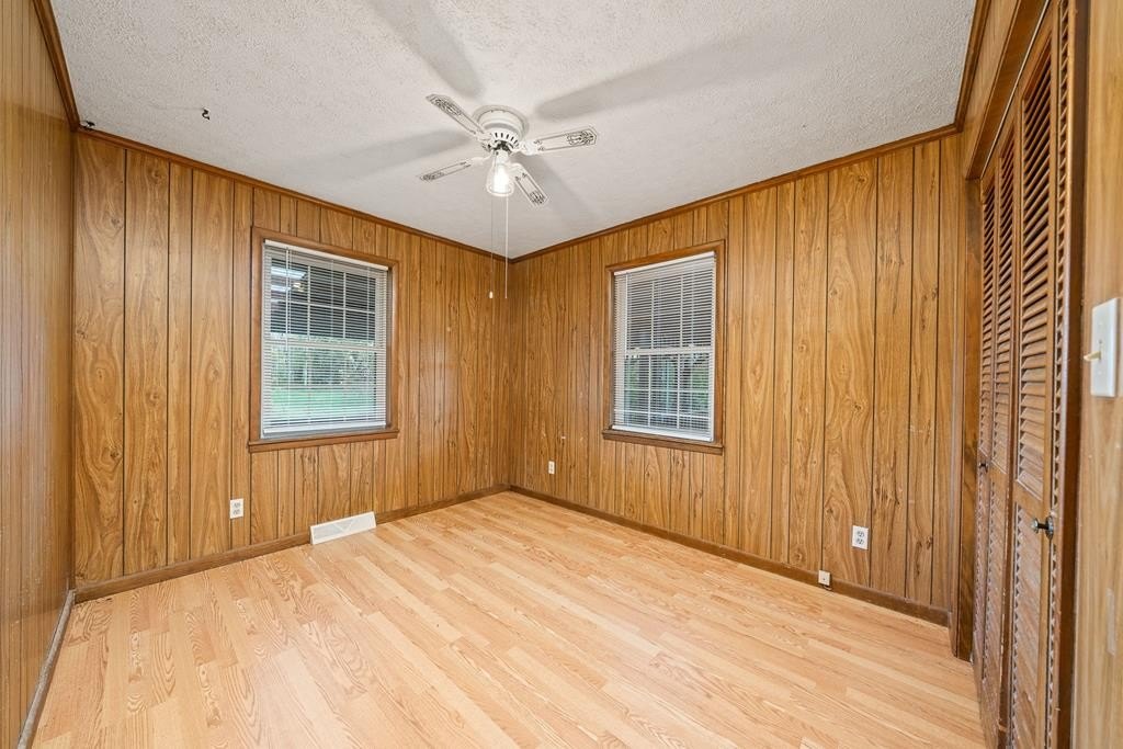 Monroe, Tennessee, 38573, United States, 3 Bedrooms Bedrooms, ,1.5 BathroomsBathrooms,Residential,Forsale,2010937