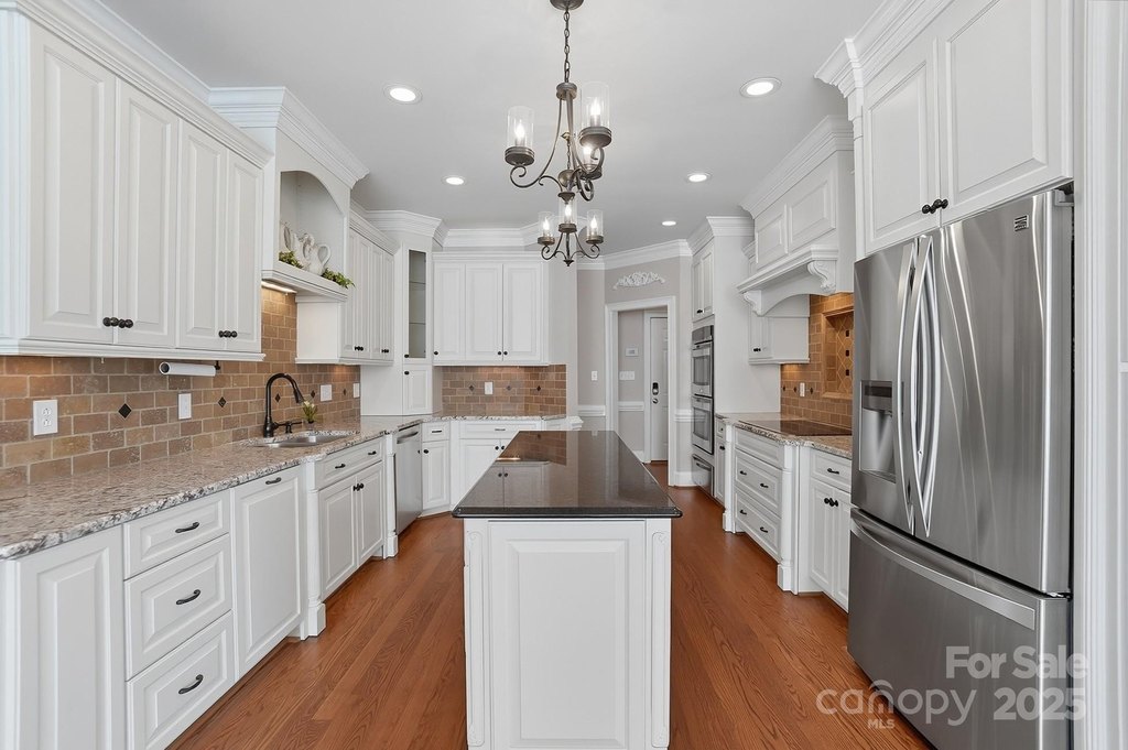 Belmont, North Carolina, 28012, United States, 3 Bedrooms Bedrooms, ,3.5 BathroomsBathrooms,Residential,Forsale,1985974